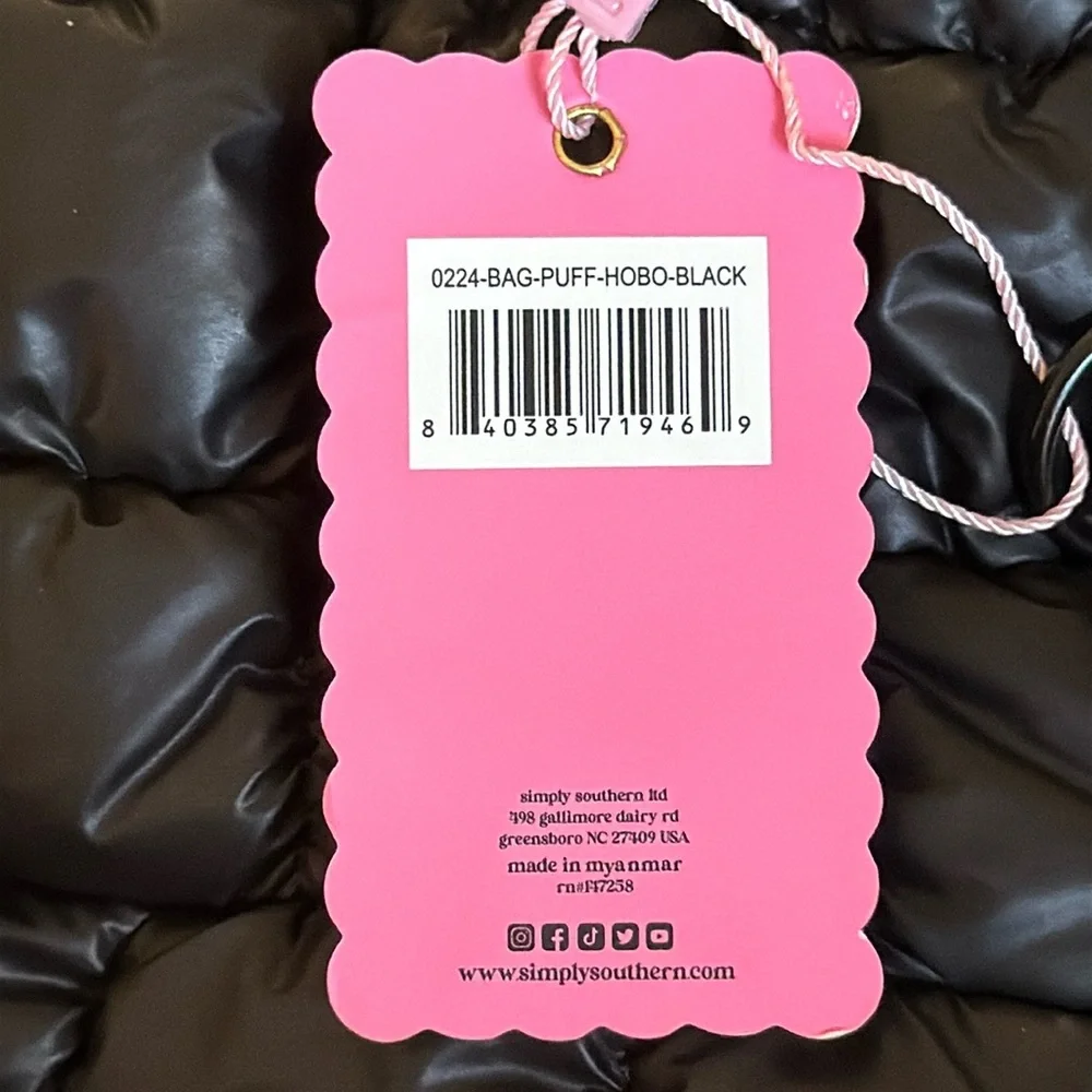 Simply Southern Large Black Quilted Puff Shoulder/Tote Bag. 3 zipper pockets. - Picture 11 of 11